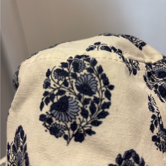 J Crew Floral Bucket Hat in Navy and Cream - Picture 3 of 7